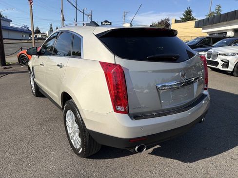 Used 2016 Cadillac SRX Luxury w/ Driver Awareness Package AWD/4WD image 3