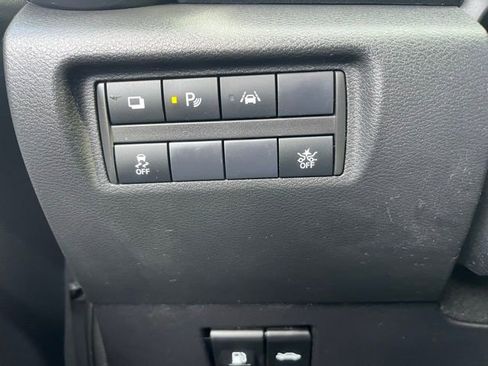 Used 2024 Nissan Versa S w/ S Plus Package image 16