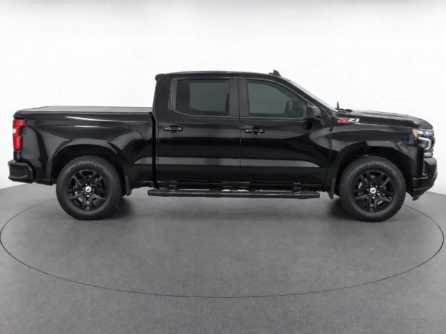 Used 2022 Chevrolet Silverado 1500 RST w/ LPO, Blackout Package AWD/4WD image 10