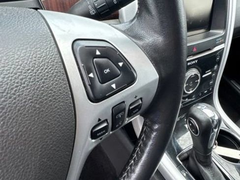 Used 2013 Ford Edge Limited AWD/4WD image 19