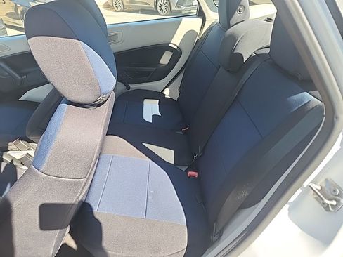Used 2012 Ford Fiesta S image 11