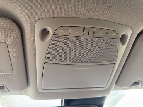 Used 2020 Nissan Rogue SV image 27