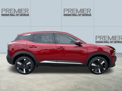 New 2025 Nissan Kicks SR w/ SR Premium Package image 4