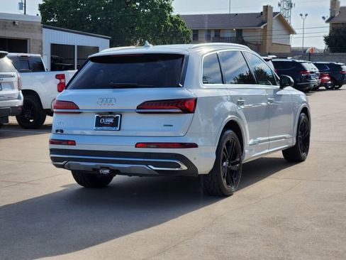 Used 2020 Audi Q7 3.0T Premium Plus w/ Premium Plus Package AWD/4WD image 14