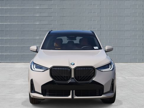 New 2026 BMW X3 xDrive30 w/ Premium Package image 2