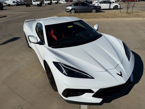 Certified 2020 Chevrolet Corvette Stingray Premium Cpe w/ 3LT Preferred Equipment Group image 11