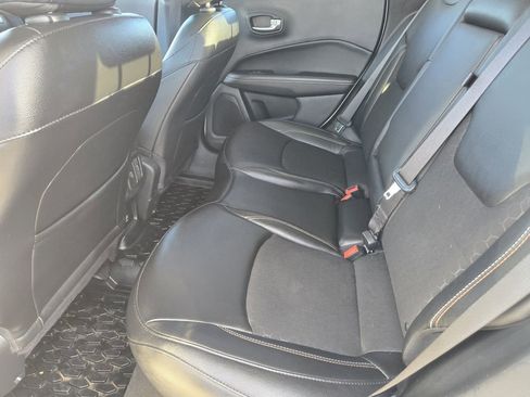 Used 2021 Jeep Compass Latitude image 29