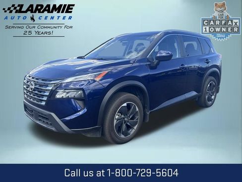 Used 2025 Nissan Rogue SV w/ SV Premium Package AWD/4WD image 1