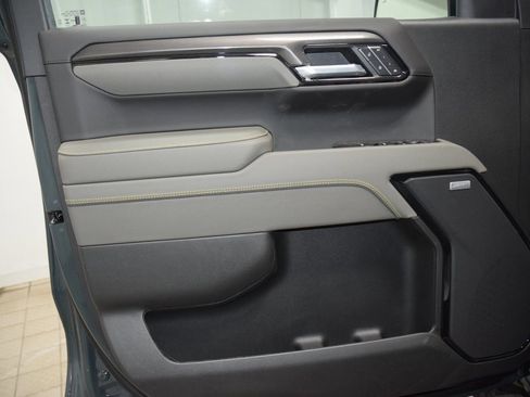 New 2026 Chevrolet Silverado 1500 ZR2 image 51