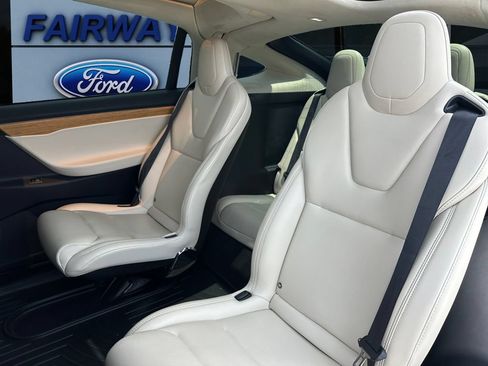 Used 2018 Tesla Model X 75D AWD/4WD image 12