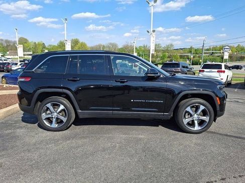Used 2022 Jeep Grand Cherokee Limited 4xe AWD/4WD image 9