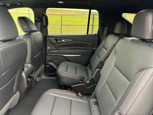 New 2026 Chevrolet Traverse Z71 image 17