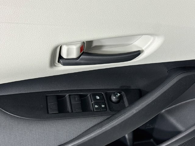 Certified 2022 Toyota Corolla LE FWD image 19