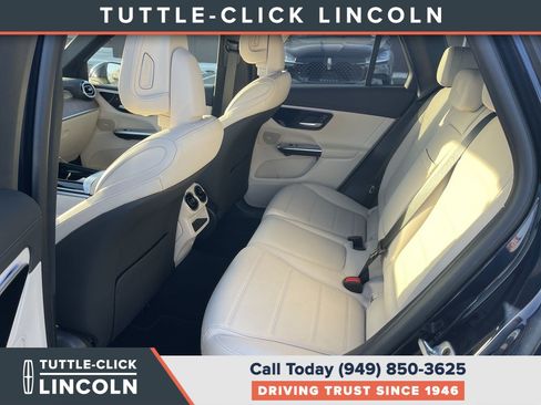 Used 2024 Mercedes-Benz GLC 300 4MATIC image 19