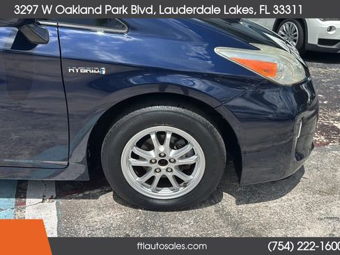 Used 2013 Toyota Prius Two image 15