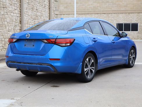 Used 2021 Nissan Sentra SV FWD image 3
