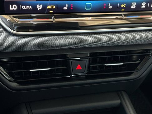 New 2026 Volkswagen Tiguan S FWD image 18