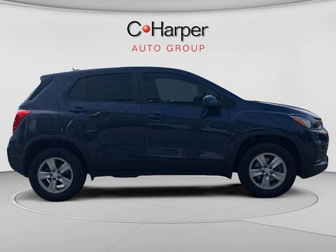 Used 2019 Chevrolet Trax LS AWD/4WD image 2