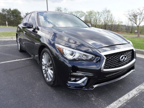 Used 2018 INFINITI Q50 Luxe w/ Cargo Package (L95) image 3