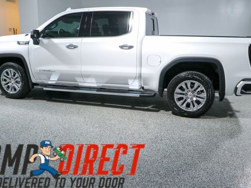 Used 2025 GMC Sierra 1500 Denali AWD/4WD image 10
