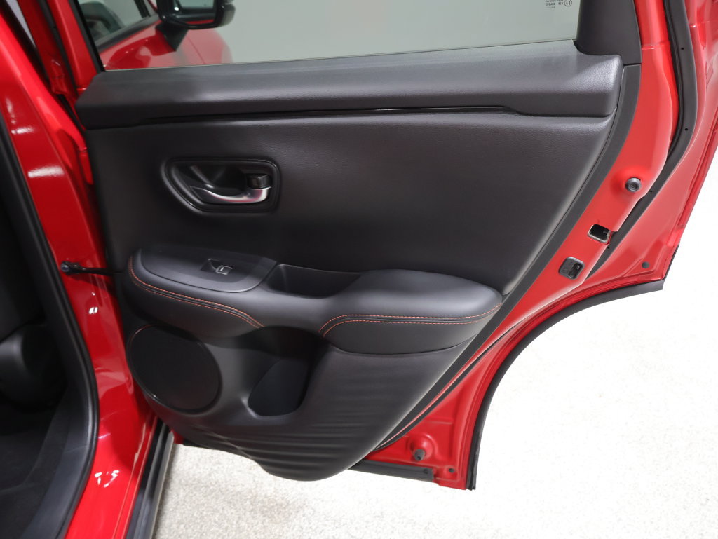 Used 2025 Honda HR-V Sport image 21
