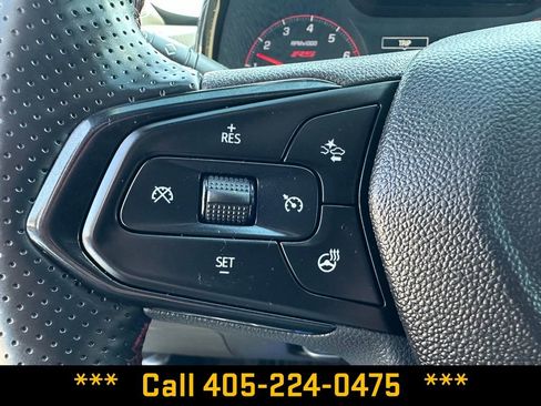 Used 2025 Chevrolet Trax RS w/ Driver Confidence Package image 15