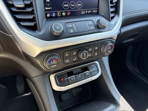 Certified 2023 GMC Acadia SLE w/ Driver Convenience Package image 22