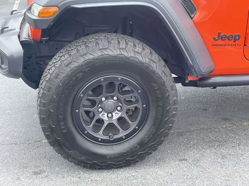 Used 2023 Jeep Wrangler Unlimited Sport AWD/4WD image 12