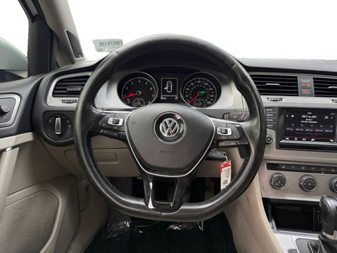 Used 2015 Volkswagen Golf SE w/ Lighting Package image 12