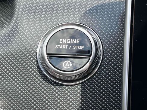 New 2026 Mercedes-Benz C 300 4MATIC Sedan image 38
