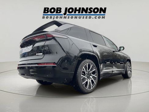 Used 2025 Jeep Wagoneer S Limited image 7