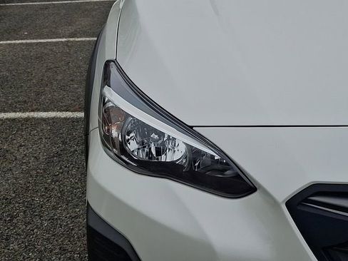 Used 2021 Subaru Crosstrek 2.5i Sport w/ Moonroof Package image 9