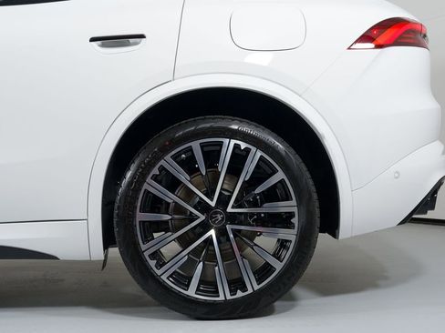 New 2025 Maserati Grecale Modena image 13