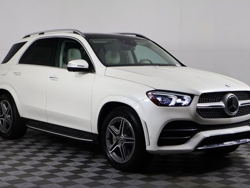 Certified 2022 Mercedes-Benz GLE 450 4MATIC image 3