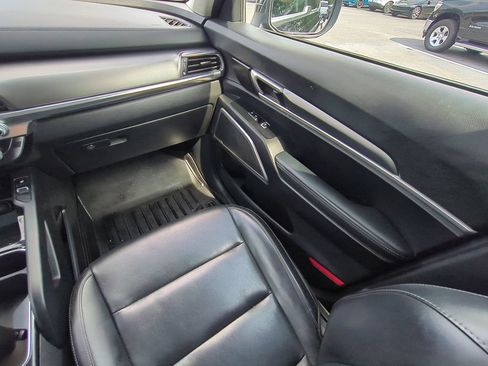 Used 2022 Kia Telluride S FWD image 19