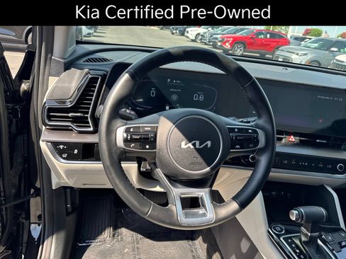 Certified 2025 Kia Sportage EX w/ Premium Package FWD image 17