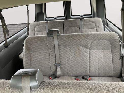 Used 2015 Chevrolet Express 3500 LT w/ LT Preferred Equipment Group image 17