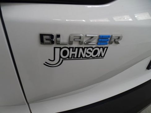 Used 2024 Chevrolet Blazer EV LT AWD/4WD image 24