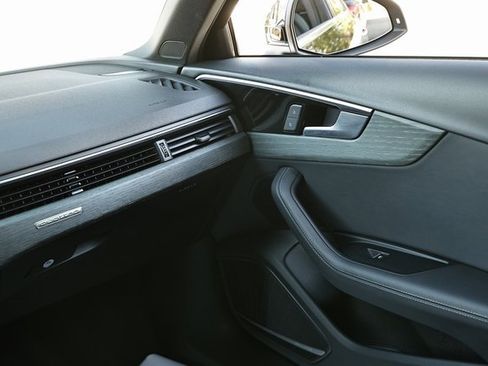 Used 2024 Audi A4 2.0T Premium Plus image 29