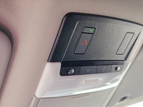 Used 2026 Nissan Rogue SL FWD image 14
