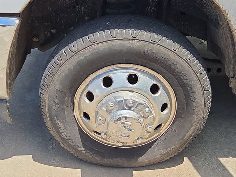 Used 2019 RAM 3500 Tradesman AWD/4WD image 3