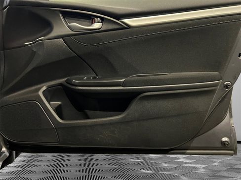 Used 2019 Honda Civic EX image 13