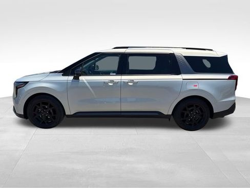 New 2026 Kia Carnival SX Prestige FWD image 4
