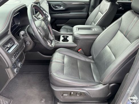 Used 2022 Chevrolet Tahoe RST w/ Luxury Package image 12