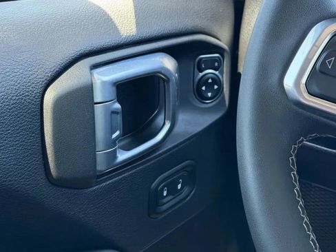 Used 2023 Jeep Wrangler Unlimited Sahara w/ Dual Top Group AWD/4WD image 13