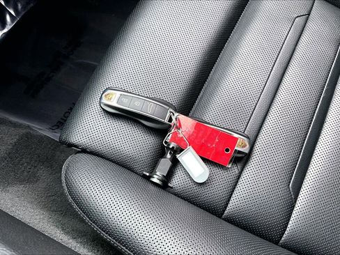 Used 2023 Porsche Panamera Platinum Edition image 13