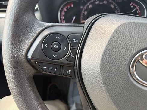 Used 2023 Toyota RAV4 LE image 19