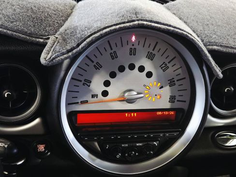 Used 2013 MINI Cooper Clubman FWD image 36