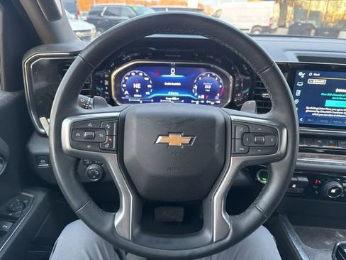 Used 2024 Chevrolet Silverado 1500 LT image 15