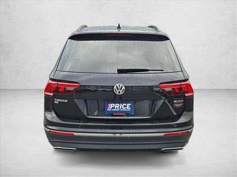 Used 2020 Volkswagen Tiguan SE image 7